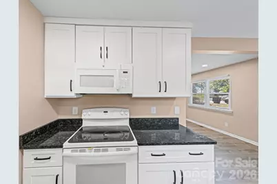 5045 Curtiswood Drive, Charlotte, NC 28213 - Photo 16
