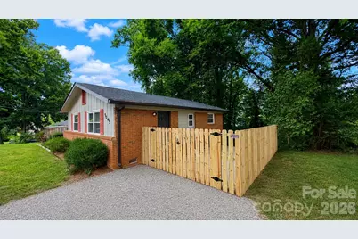 5045 Curtiswood Drive, Charlotte, NC 28213 - Photo 1