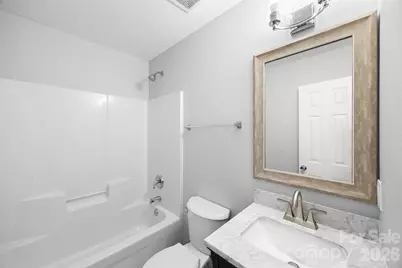 1528 Oakdale Green Drive, Charlotte, NC 28216 - Photo 22