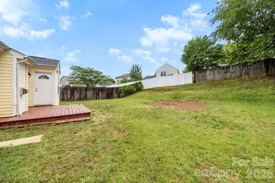 1528 Oakdale Green Drive, Charlotte, NC 28216 - Photo 26