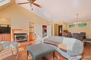 969 Mountain View Dr, Maggie Valley, NC 28751 - Photo 6