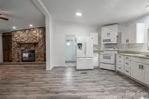 101 Heather Dr, Asheville, NC 28806 - Photo 10