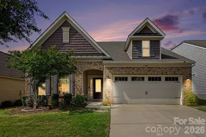 728 Bearcamp Way, Fort Mill, SC 29715 - Photo 2