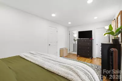 6607 Elmwood Circle, Charlotte, NC 28214 - Photo 22