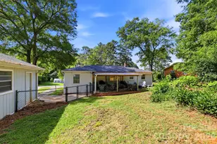 6607 Elmwood Cir, Charlotte, NC 28214 - Photo 28