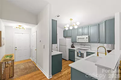 10652 Hill Point Court, Charlotte, NC 28262 - Photo 8