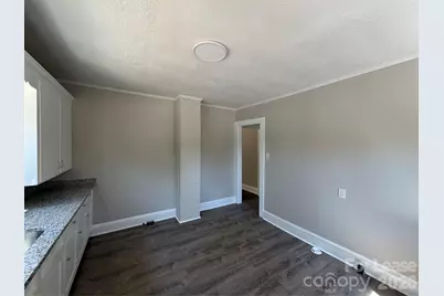 704 N Miller Avenue, Statesville, NC 28677 - Photo 4