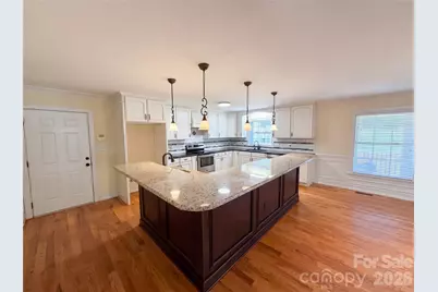 134 Springway Drive, Kannapolis, NC 28081 - Photo 2