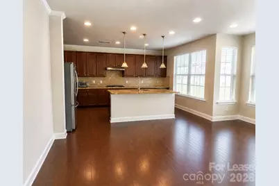 137 Glade Valley Avenue, Mooresville, NC 28117 - Photo 2