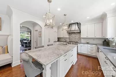 6746 Wynfaire Lane, Charlotte, NC 28210 - Photo 10