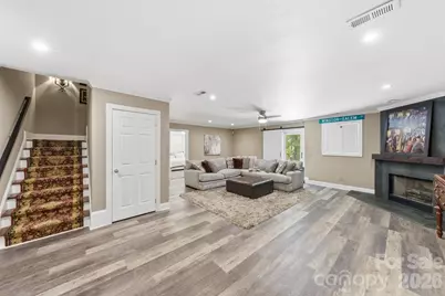 6746 Wynfaire Lane, Charlotte, NC 28210 - Photo 36