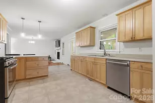 6535 Summerlin Pl, Charlotte, NC 28226 - Photo 14