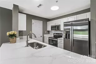 104 Pier 33 Dr, Mooresville, NC 28117 - Photo 8
