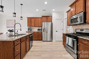 10248 Withers Rd, Charlotte, NC 28278 - Photo 16