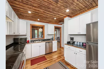 811 Miami Terrace, Hendersonville, NC 28791 - Photo 6