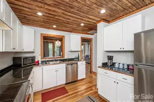 811 Miami Terrace, Hendersonville, NC 28791 - Photo 6