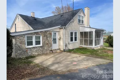 2490 Connelly Springs Road, Granite Falls, NC 28630 - Photo 4