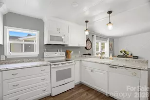 4838 Gearus Dr, Charlotte, NC 28269 - Photo 10