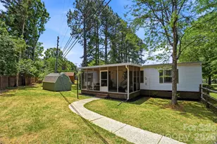 4838 Gearus Dr, Charlotte, NC 28269 - Photo 2