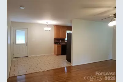 104 E Pine Street, Maiden, NC 28650 - Photo 6