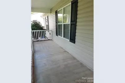 104 E Pine Street, Maiden, NC 28650 - Photo 2