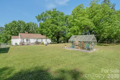 1599 Hillcrest Avenue, Lancaster, SC 29720 - Photo 32