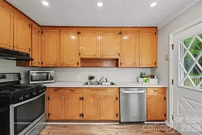 1599 Hillcrest Avenue, Lancaster, SC 29720 - Photo 18