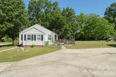 1599 Hillcrest Avenue, Lancaster, SC 29720 - Photo 36