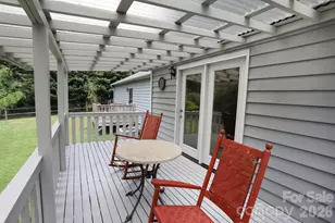 104 Richards Dr, Hendersonville, NC 28792 - Photo 10