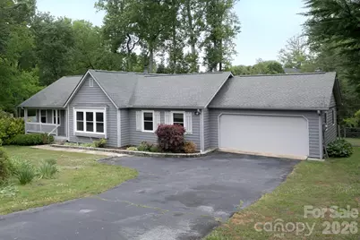 104 Richards Drive, Hendersonville, NC 28792 - Photo 36