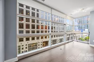 333 W Trade St, Charlotte, NC 28202 - Photo 12