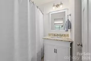 2909 Clemson Ave, Charlotte, NC 28205 - Photo 20