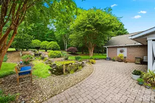 3650 Foxboro Ln NE, Hickory, NC 28601 - Photo 32