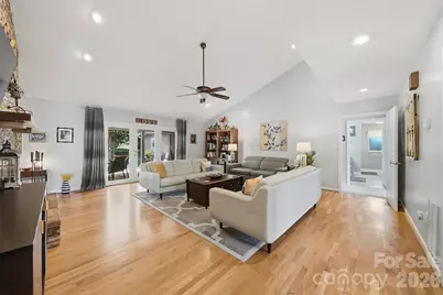 3650 Foxboro Lane NE, Hickory, NC 28601 - Photo 22