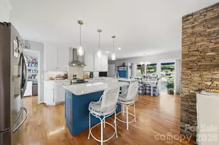 3650 Foxboro Ln NE, Hickory, NC 28601 - Photo 18