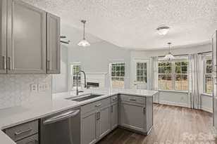 11703 Withers Mill Dr, Charlotte, NC 28278 - Photo 6