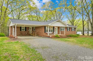 322 S Main St, Shelby, NC 28152 - Photo 4