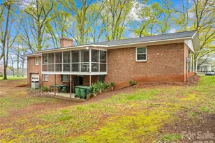 322 S Main St, Shelby, NC 28152 - Photo 12