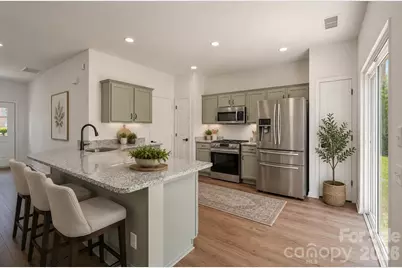 10410 Roundleaf Drive, Charlotte, NC 28213 - Photo 14