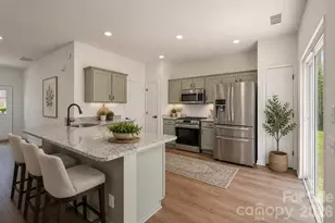 10410 Roundleaf Dr, Charlotte, NC 28213 - Photo 14