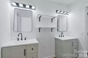10410 Roundleaf Dr, Charlotte, NC 28213 - Photo 30