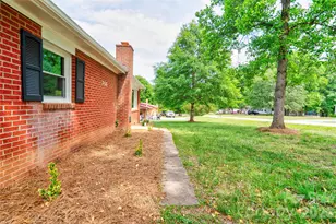 153 Greene Rd, Forest City, NC 28043 - Photo 2