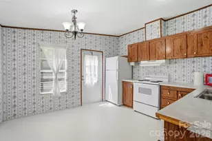 134 Knight N Gail Dr, Mooresville, NC 28115 - Photo 6