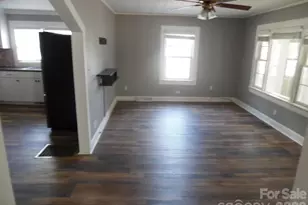 4749 Crowders Crest Dr, Gastonia, NC 28052 - Photo 2