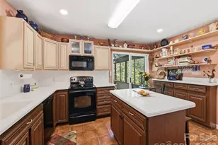 5 Sunny Ridge Dr, Asheville, NC 28804 - Photo 10
