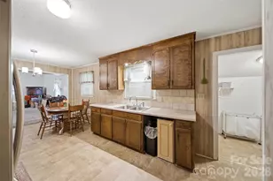 1935 Lowrys Hwy, Chester, SC 29706 - Photo 8