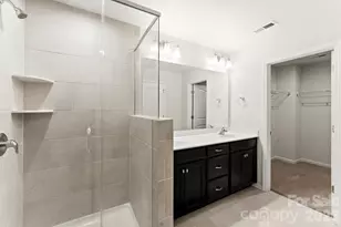 11010 Chalkbark Ln, Charlotte, NC 28262 - Photo 20