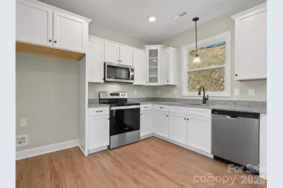 373 Barefoot Ridge, Clyde, NC 28721 - Photo 16