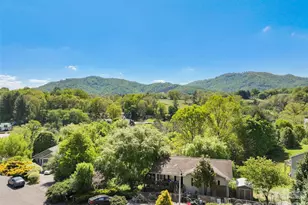 373 Barefoot Rdg, Clyde, NC 28721 - Photo 6