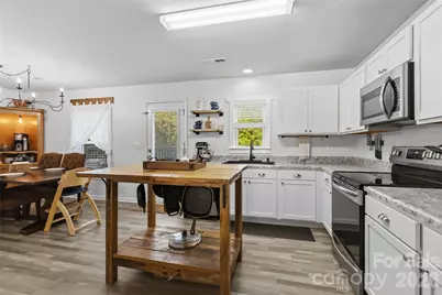 2220 Pinnacle View Drive, Kings Mountain, NC 28086 - Photo 10